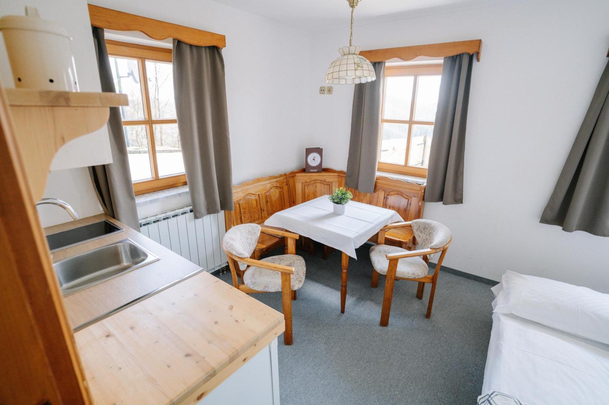Guesthouse Jelenov Greben Podčetrtek Eksteriør bilde